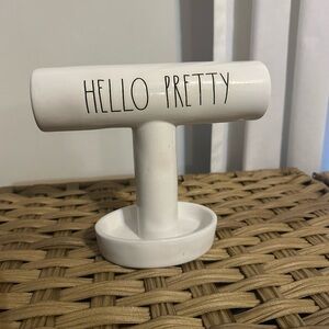Rae Dunn ‘Hello Pretty’ Jewelry Stand